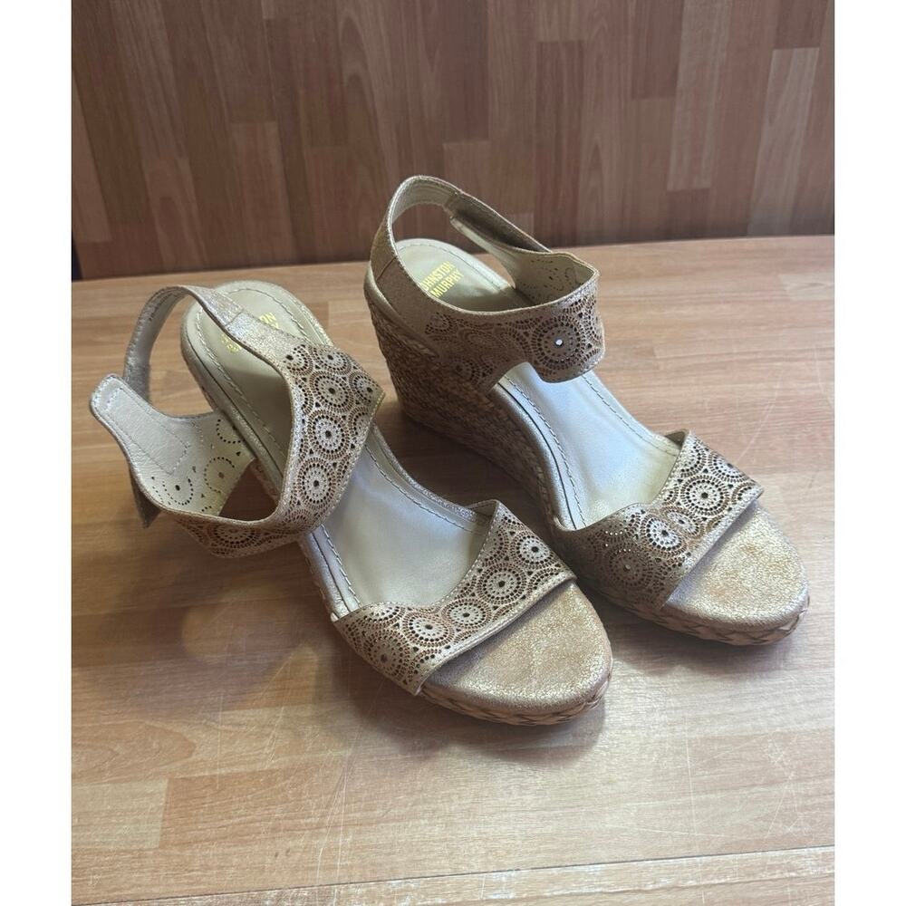 Johnston & Murphy Georgiana wedge sandals gold metallic, size 7